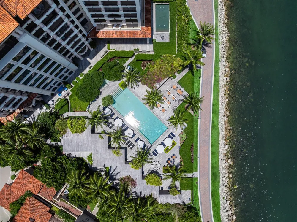 7061 Fisher Island Dr #7061 Miami Beach, FL 33109