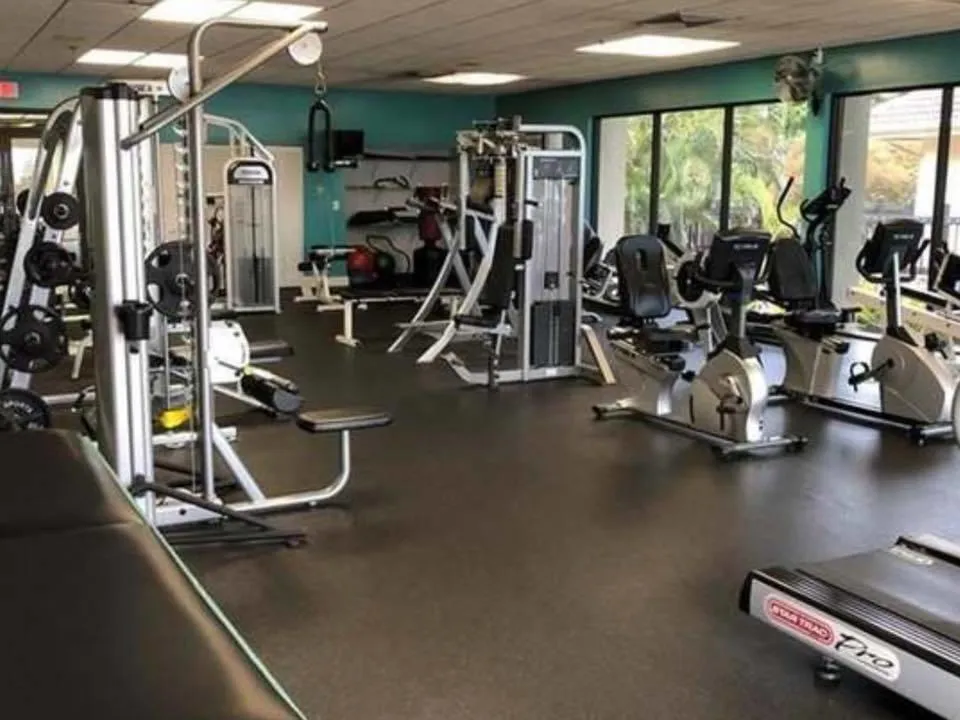 110 Lake Emerald Drive #409 Oakland Park, FL 33309