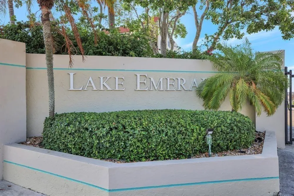 110 Lake Emerald Drive #409 Oakland Park, FL 33309