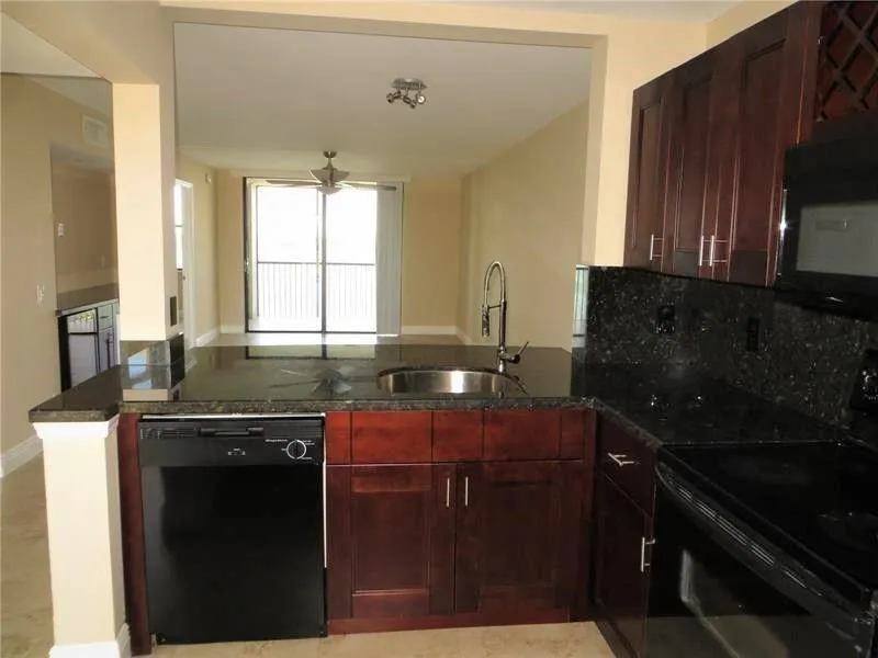 110 Lake Emerald Drive #409 Oakland Park, FL 33309