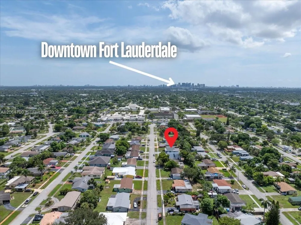 3820 NW 5th St Lauderhill, FL 33311