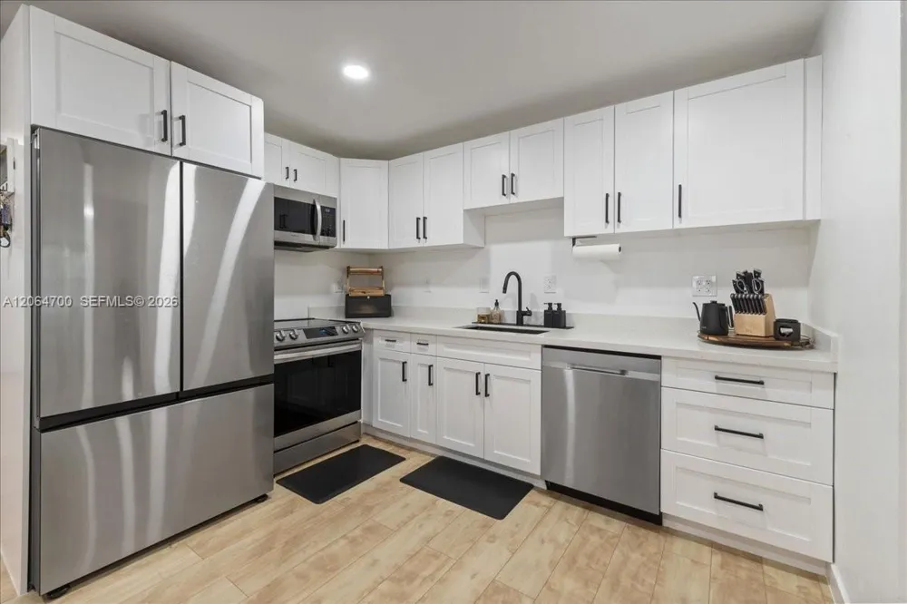 3820 NW 5th St Lauderhill, FL 33311