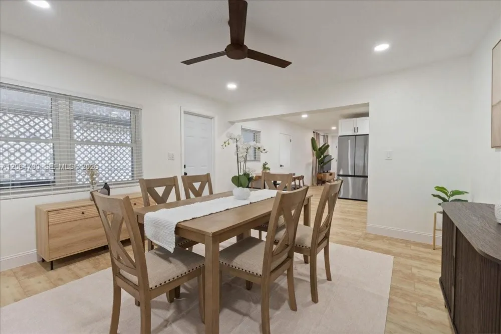 3820 NW 5th St Lauderhill, FL 33311