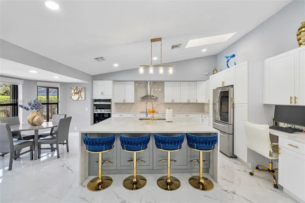 8551 NW 53rd Ct Coral Springs, FL 33067