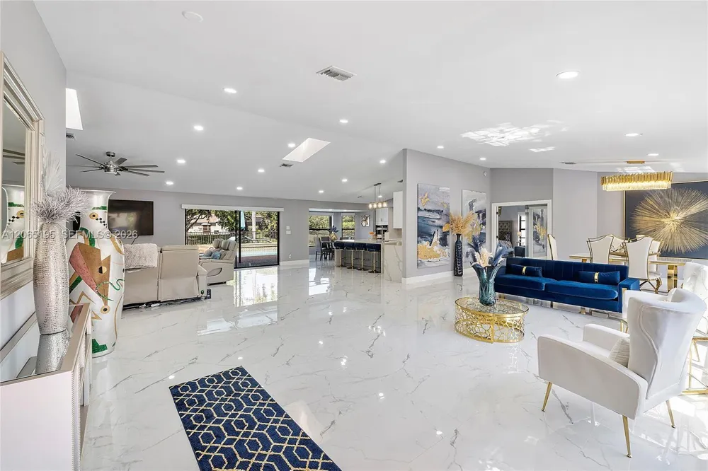 8551 NW 53rd Ct Coral Springs, FL 33067