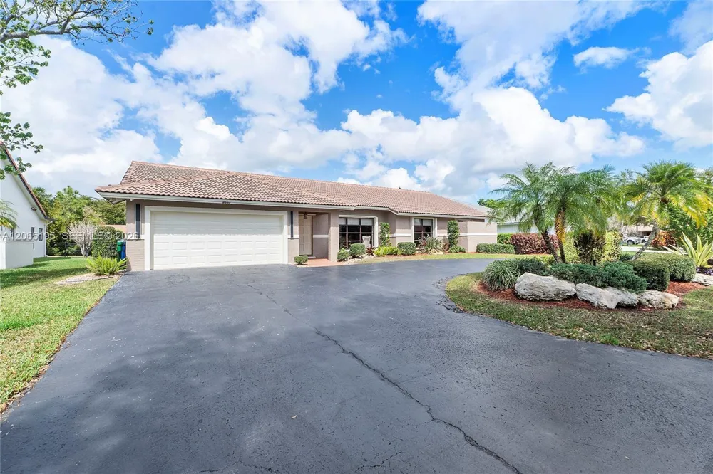 8551 NW 53rd Ct Coral Springs, FL 33067