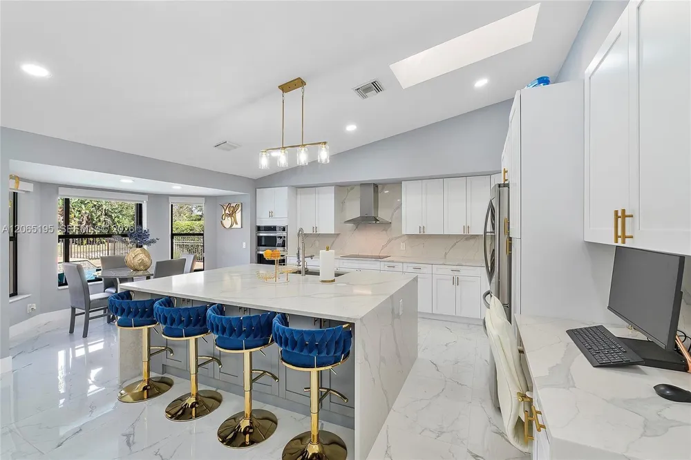 8551 NW 53rd Ct Coral Springs, FL 33067