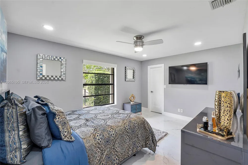 8551 NW 53rd Ct Coral Springs, FL 33067