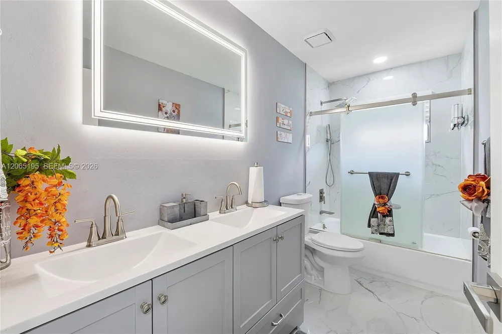 8551 NW 53rd Ct Coral Springs, FL 33067