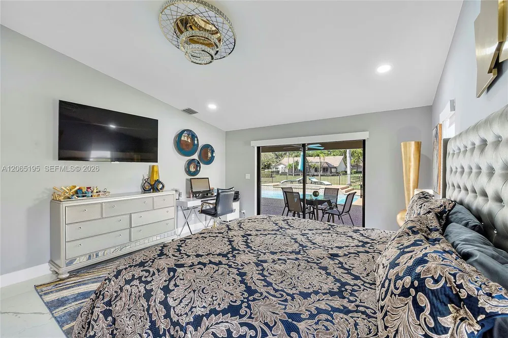8551 NW 53rd Ct Coral Springs, FL 33067