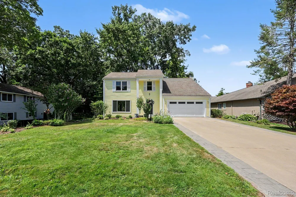 2557 Orbit Drive Orion Charter Township, MI 48360