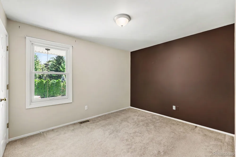 2557 Orbit Drive Orion Charter Township, MI 48360
