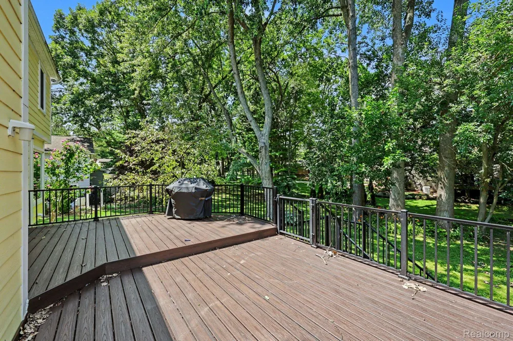 2557 Orbit Drive Orion Charter Township, MI 48360