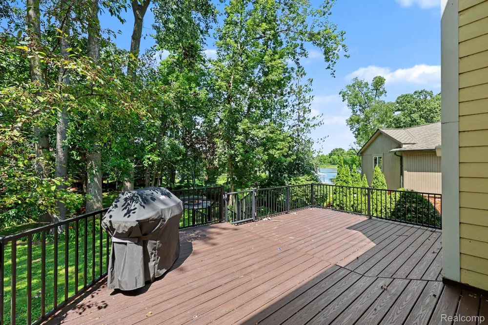 2557 Orbit Drive Orion Charter Township, MI 48360