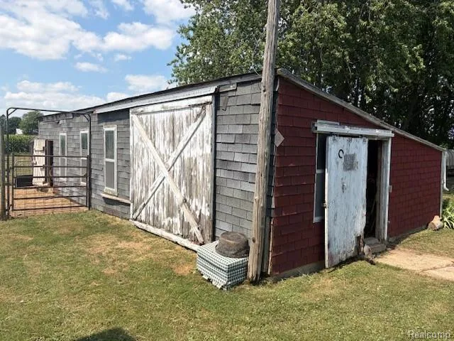 6220 Kaufman Road Huron Township, MI 48468