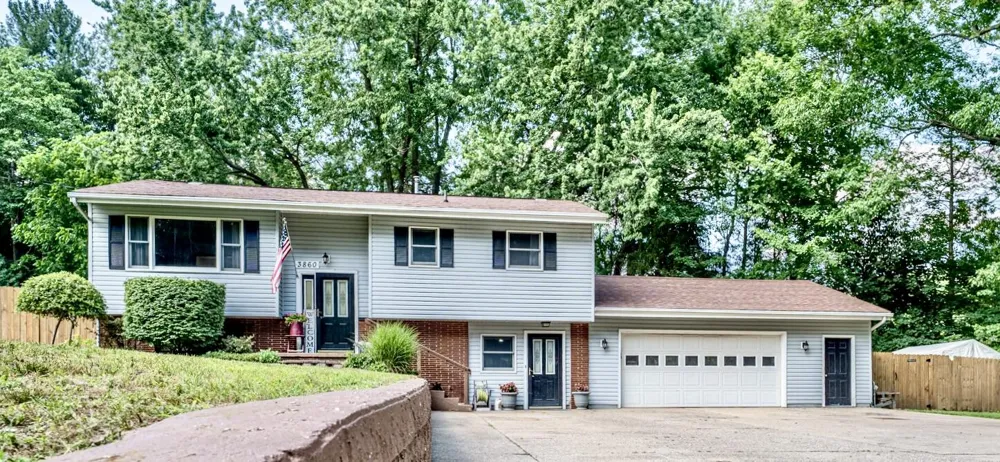 3860 E Pontaluna Road Fruitport Charter Township, MI 49415