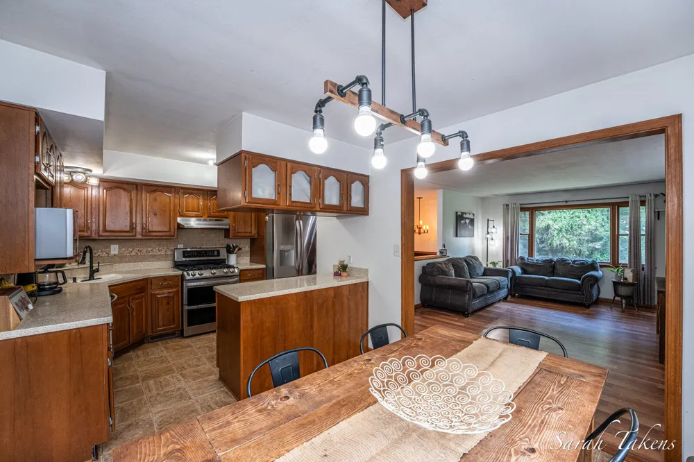 3860 E Pontaluna Road Fruitport Charter Township, MI 49415