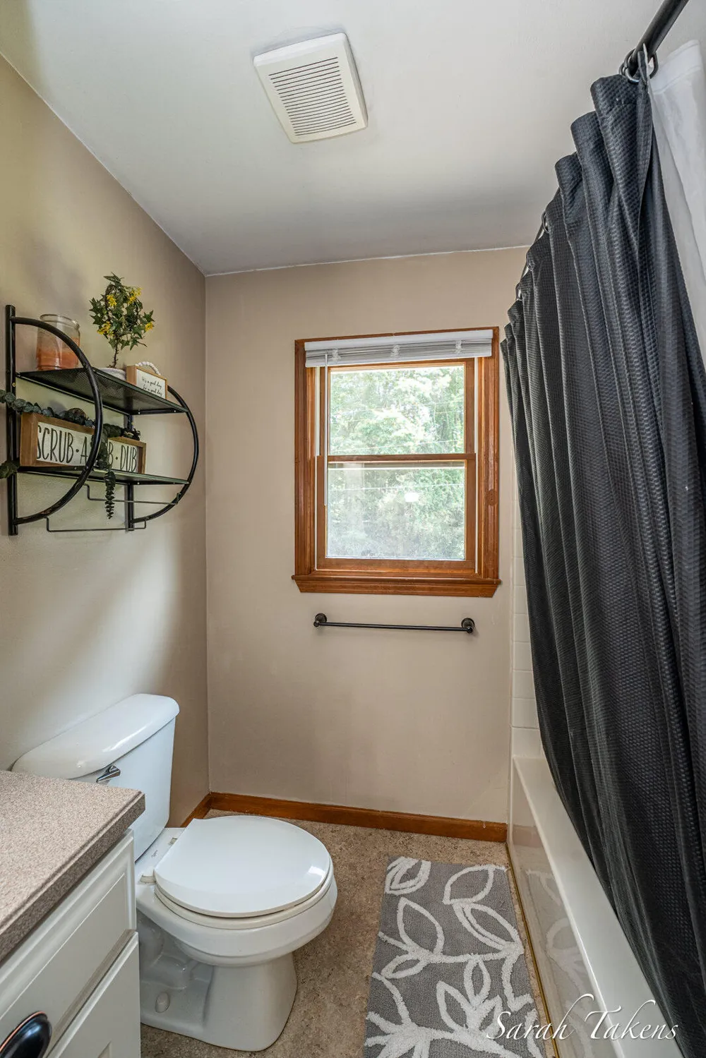 3860 E Pontaluna Road Fruitport Charter Township, MI 49415