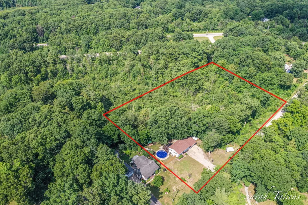 3860 E Pontaluna Road Fruitport Charter Township, MI 49415