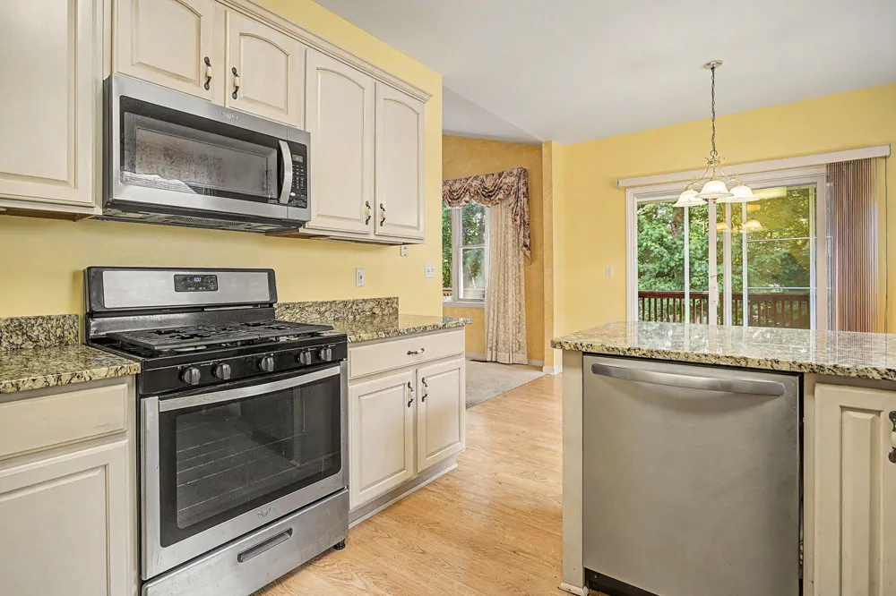 3015 S Wood Dale Drive Summit Township, MI 49203
