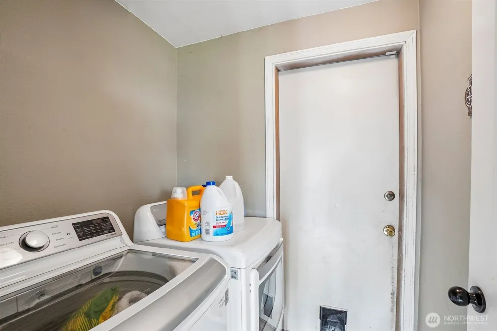 4021 NE 157th Avenue Vancouver, WA 98682