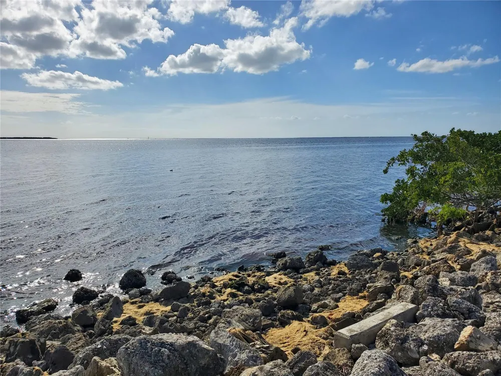 604 TRABUE AVENUE #111 Punta Gorda, FL 33950
