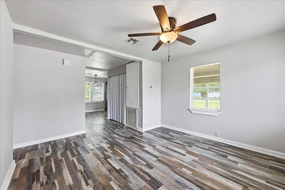 1920 May Street Beaumont, TX 77705