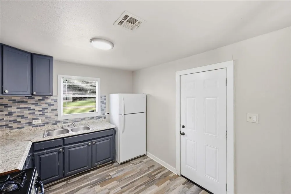 1920 May Street Beaumont, TX 77705