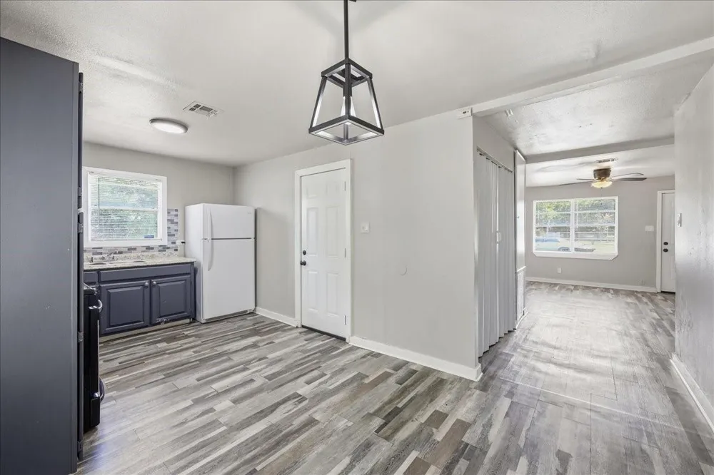 1920 May Street Beaumont, TX 77705