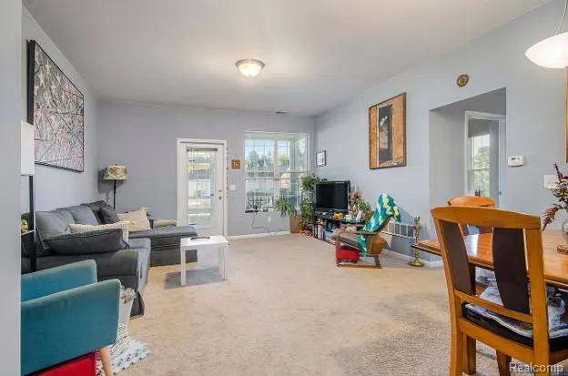 1035 E Summerfield Glen Circle Scio Township, MI 48103