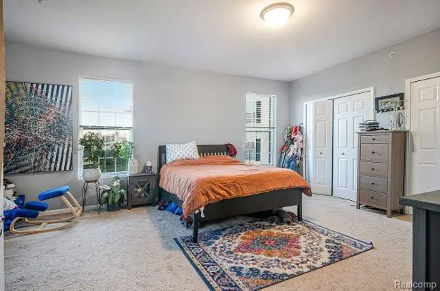 1035 E Summerfield Glen Circle Scio Township, MI 48103