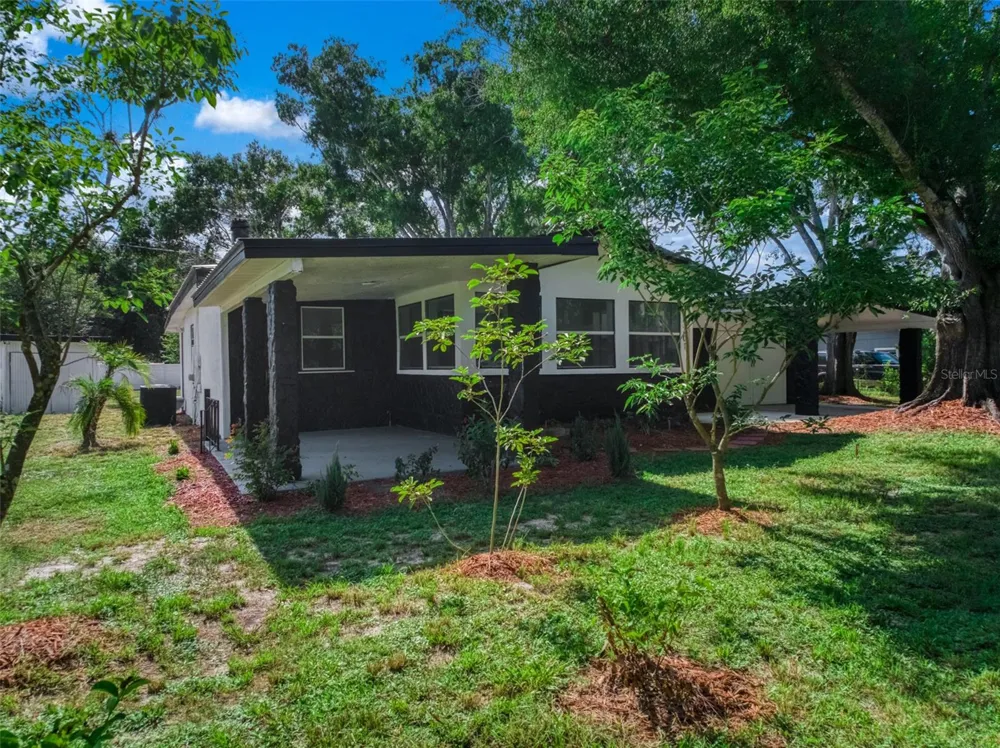 201 BROOKS ROAD Frostproof, FL 33843
