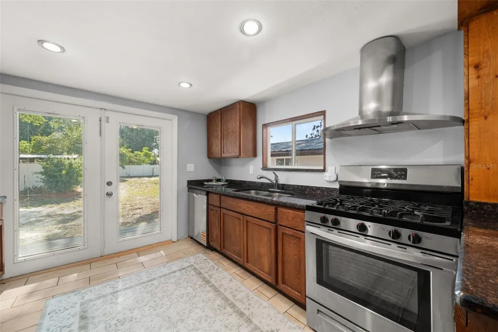 201 BROOKS ROAD Frostproof, FL 33843