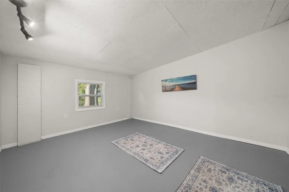 201 BROOKS ROAD Frostproof, FL 33843