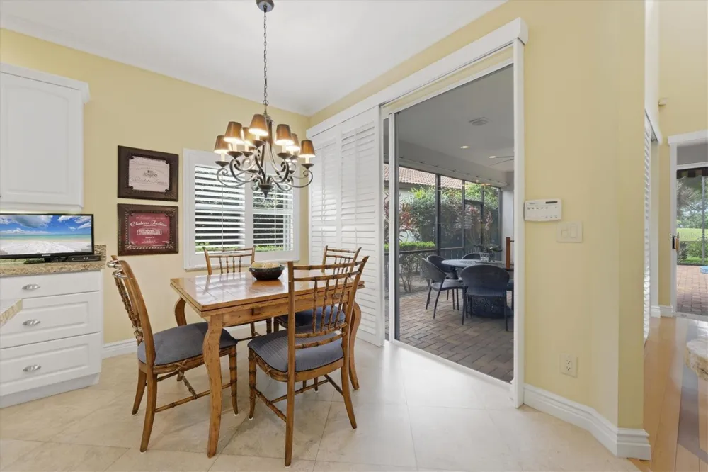 7596 CALLE FACIL Sarasota, FL 34238