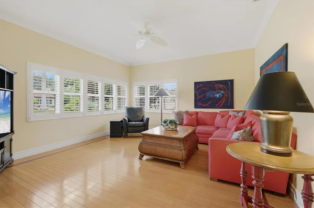 7596 CALLE FACIL Sarasota, FL 34238