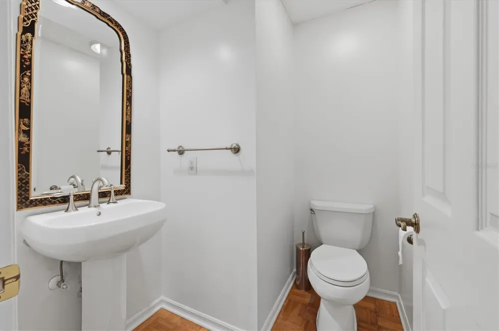 7596 CALLE FACIL Sarasota, FL 34238