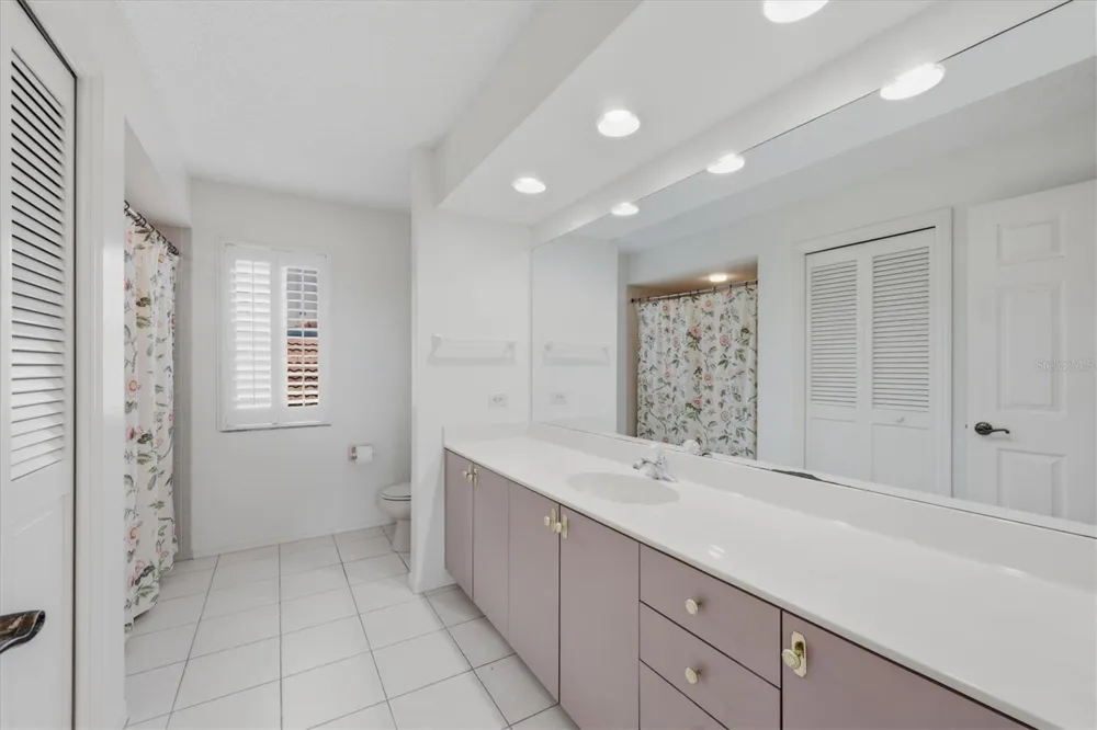 7596 CALLE FACIL Sarasota, FL 34238
