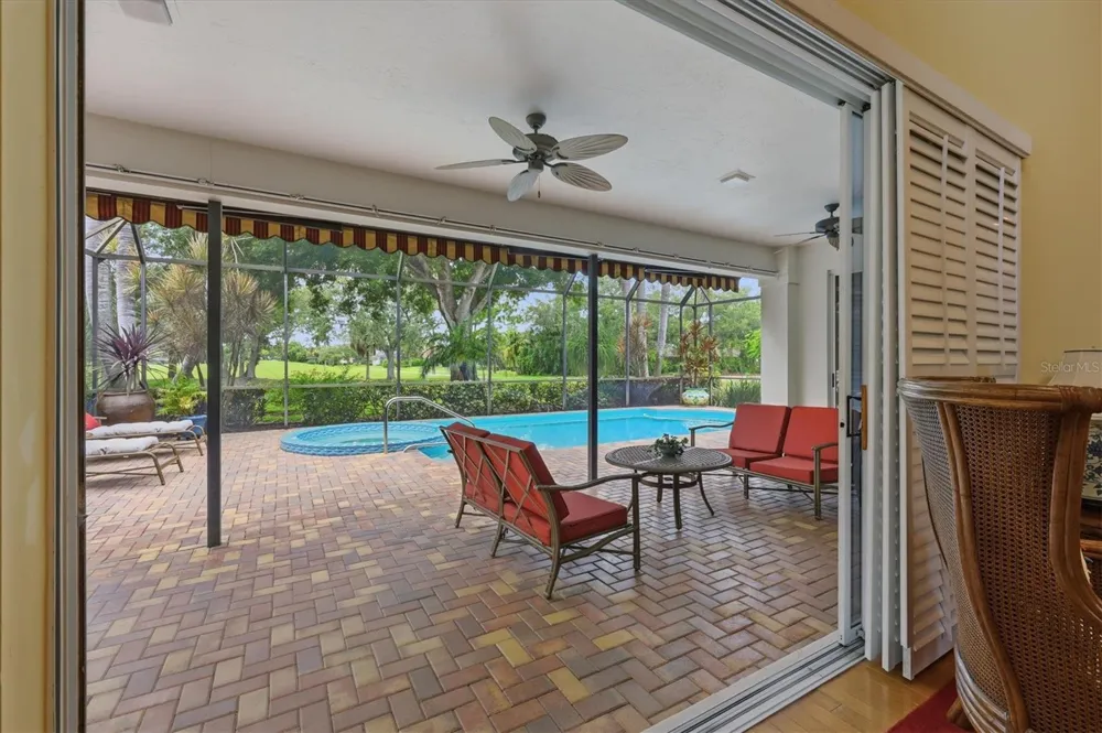 7596 CALLE FACIL Sarasota, FL 34238