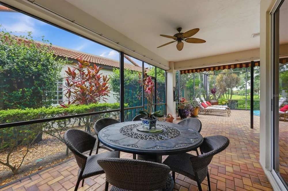 7596 CALLE FACIL Sarasota, FL 34238