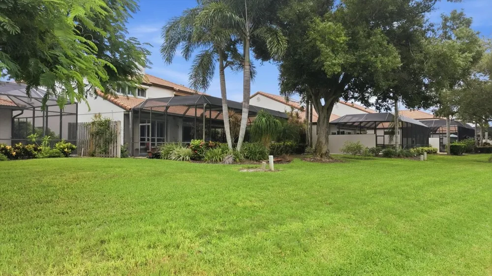 7596 CALLE FACIL Sarasota, FL 34238