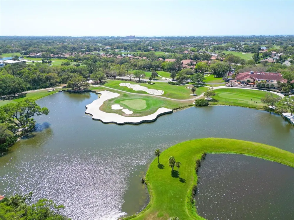 7596 CALLE FACIL Sarasota, FL 34238