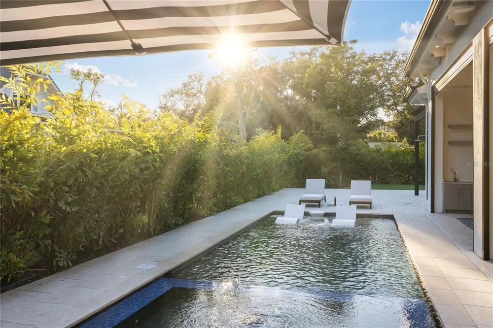 1800 WEBBER STREET Sarasota, FL 34239