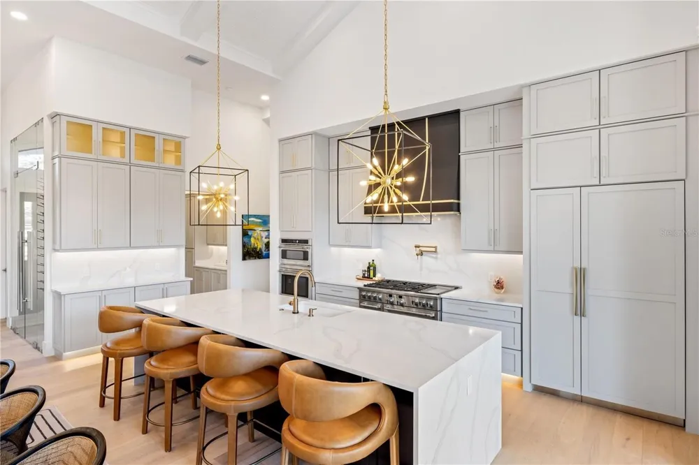 1800 WEBBER STREET Sarasota, FL 34239