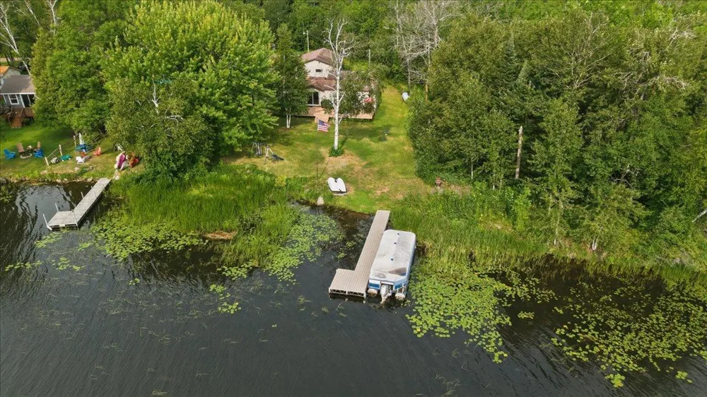 5226 E Lake Road Saginaw, MN 55779