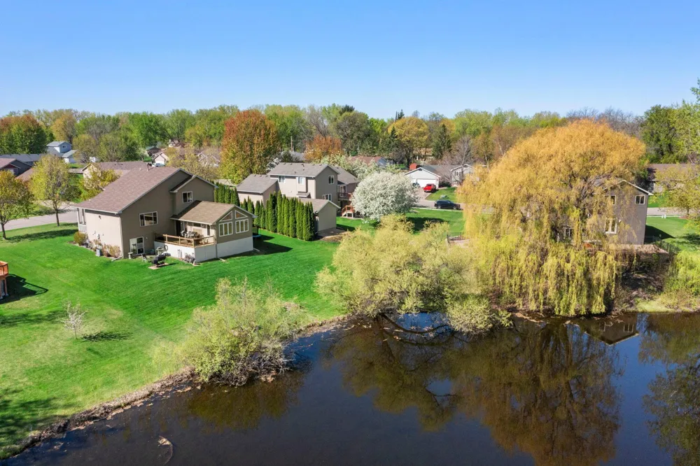 1839 Quebec Street Centerville, MN 55038