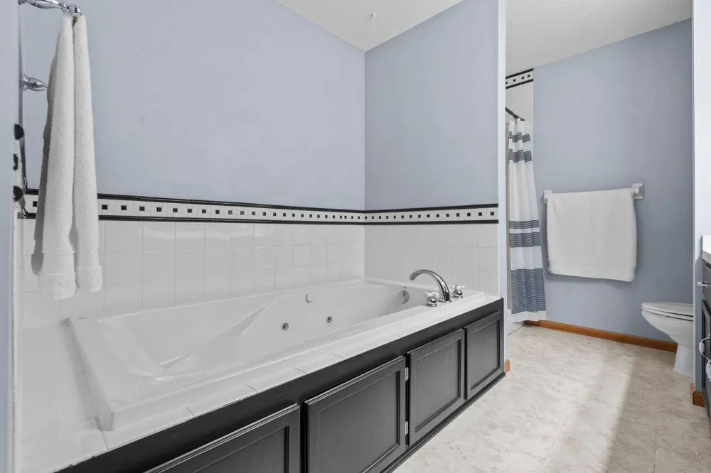 1839 Quebec Street Centerville, MN 55038