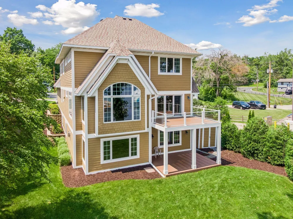 4531 Island View Drive Mound, MN 55364