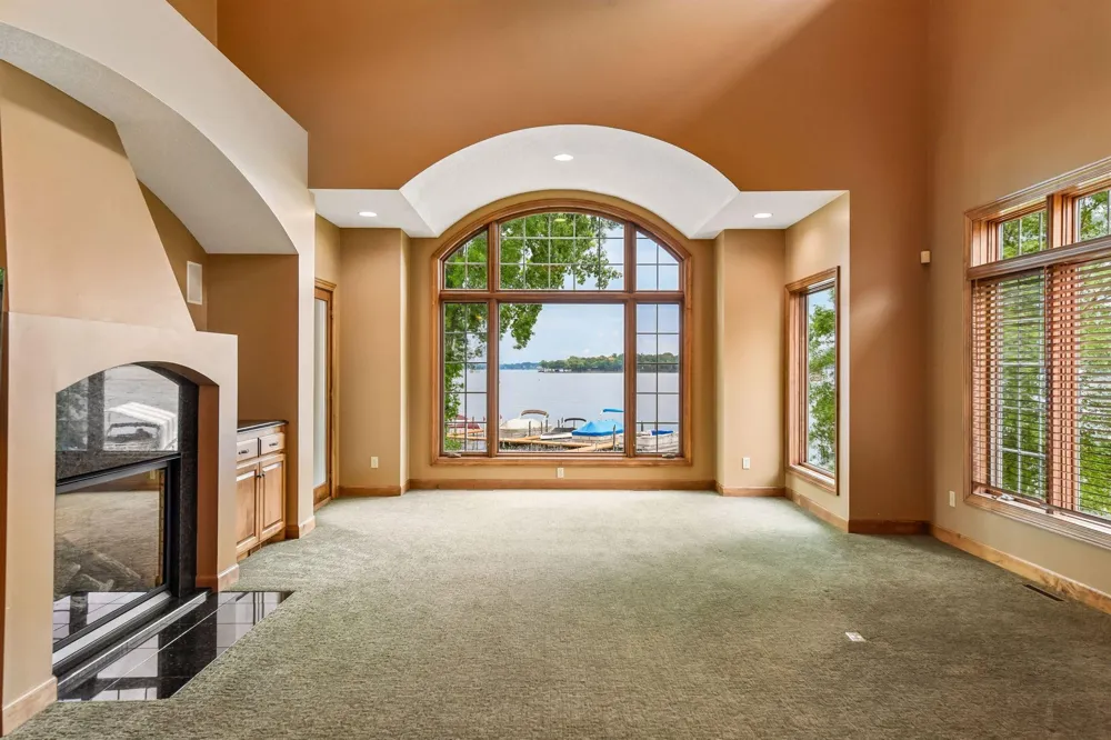 4531 Island View Drive Mound, MN 55364