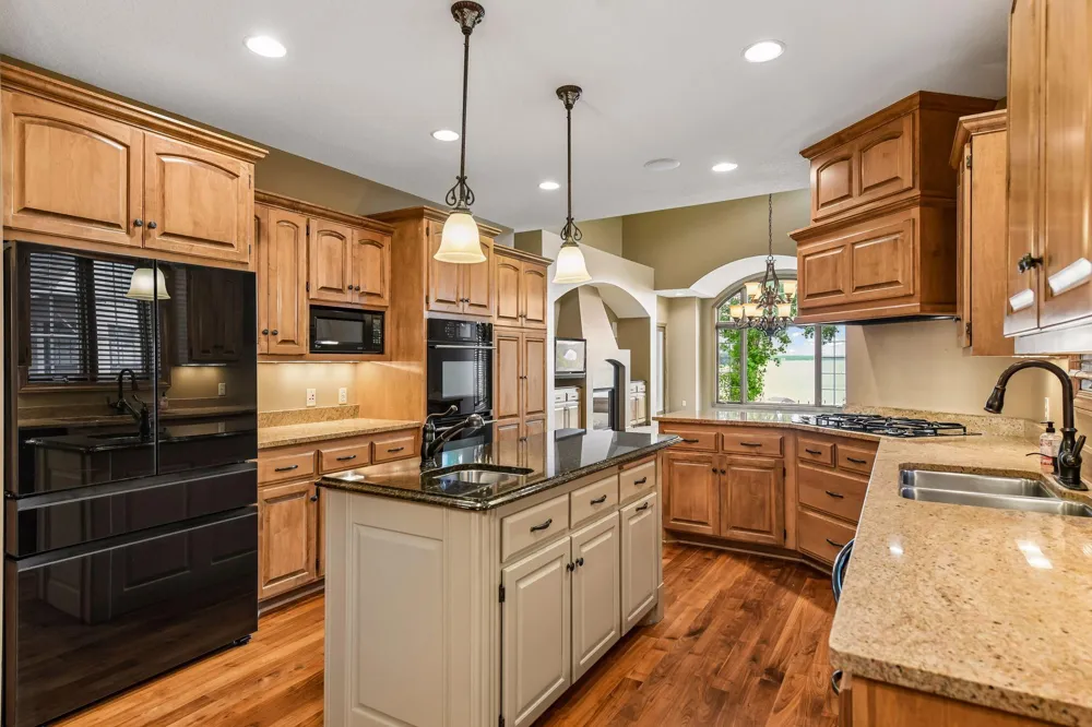 4531 Island View Drive Mound, MN 55364
